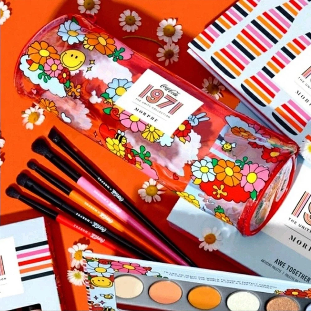 Morphe x Coca Cola Sweep The Peace eye brush set